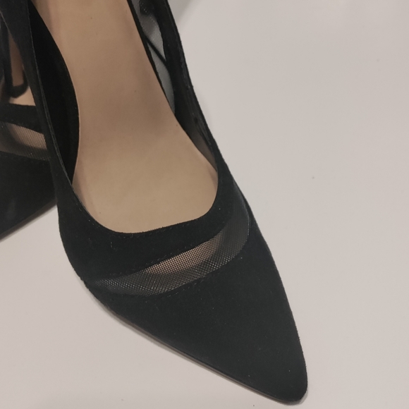 Black pumps - Picture 2 of 8